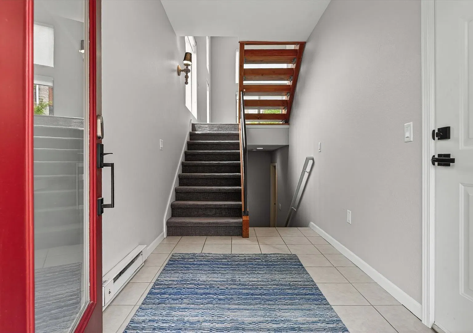 145 S Saint Clair St — Photo 3