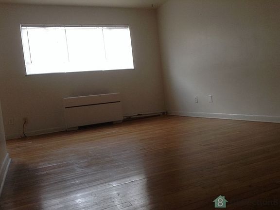 3rd image of 2745 Harrison Ave