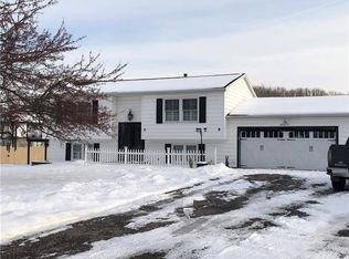 9 Privateers Ln, Rochester, NY 14624