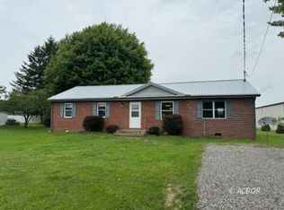 5750 Hamill Rd, Albany, OH 45710