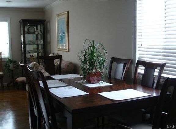 4th image of 20930 Conradi Ave