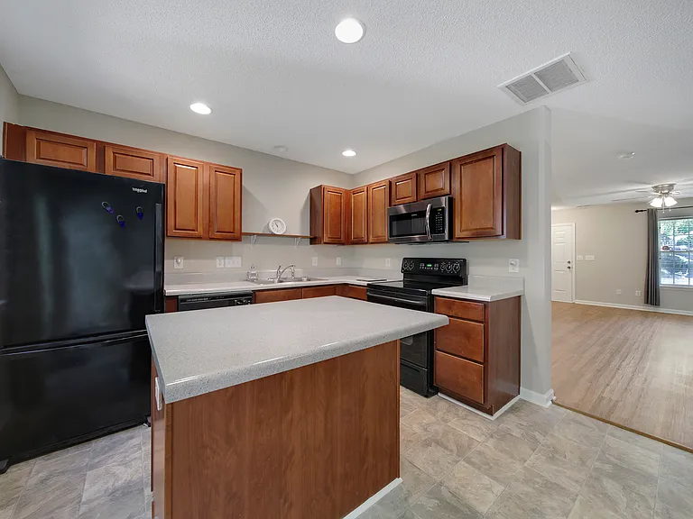 232 Butler Pl — Photo 17