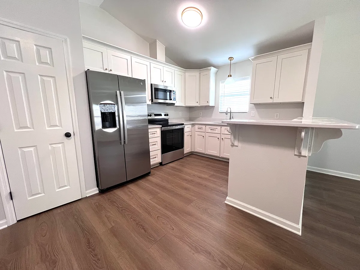 Building Photo - 479 Kerri Anne Dr