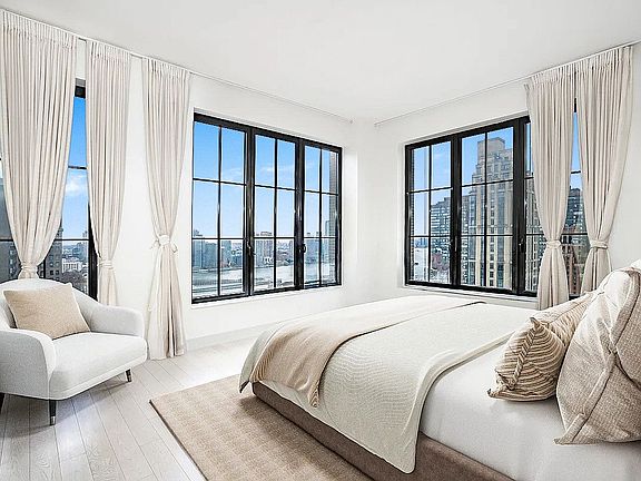 3rd image of 959 1st Ave APT 23H