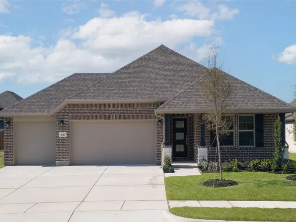 106 National Ct, Forney, TX 75126