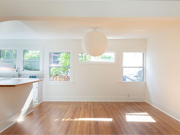 4th image of 718 Parkman Ave
