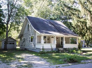 216 Sherwood St, Dowagiac, MI 49047