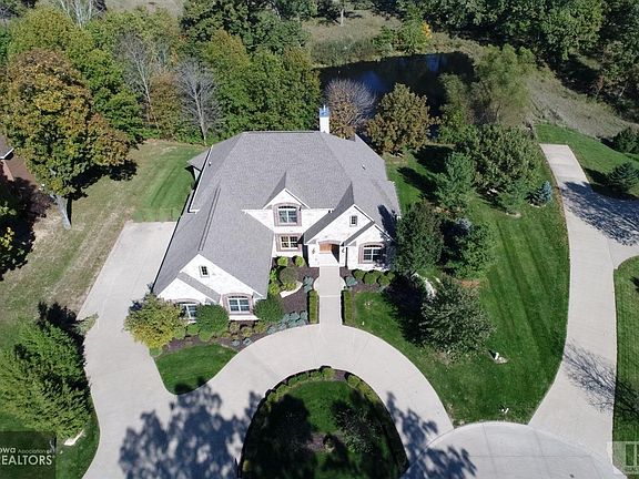 3rd image of 5554 Oak Hills Dr