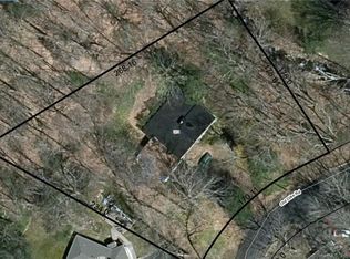 201 Old Dike Rd, Trumbull, CT 06611