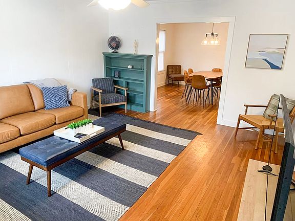 4th image of 618 College Dr