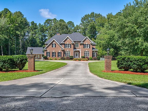 3rd image of 6216 Saddlehorn Drive