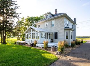 27599 Lexington Rd, Le Sueur, MN 56058