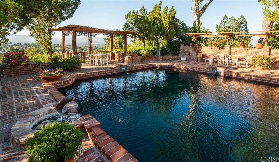 1st image of 16881 Encino Hills Dr