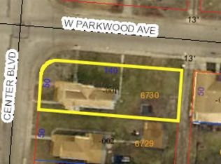 1558 Center Blvd, Springfield, OH 45506