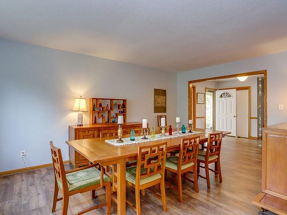 4th image of 5705 Simon Ct