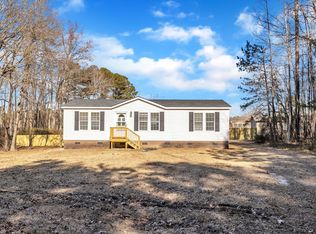 385 Eason Dr, Smithfield, NC 27577
