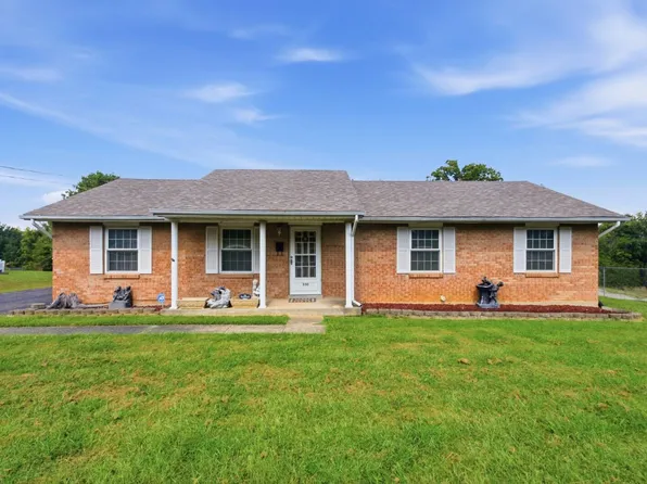 330 Valley View Dr, Radcliff, KY 40160