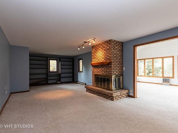 5th image of 36W640 Hickory Hollow Dr