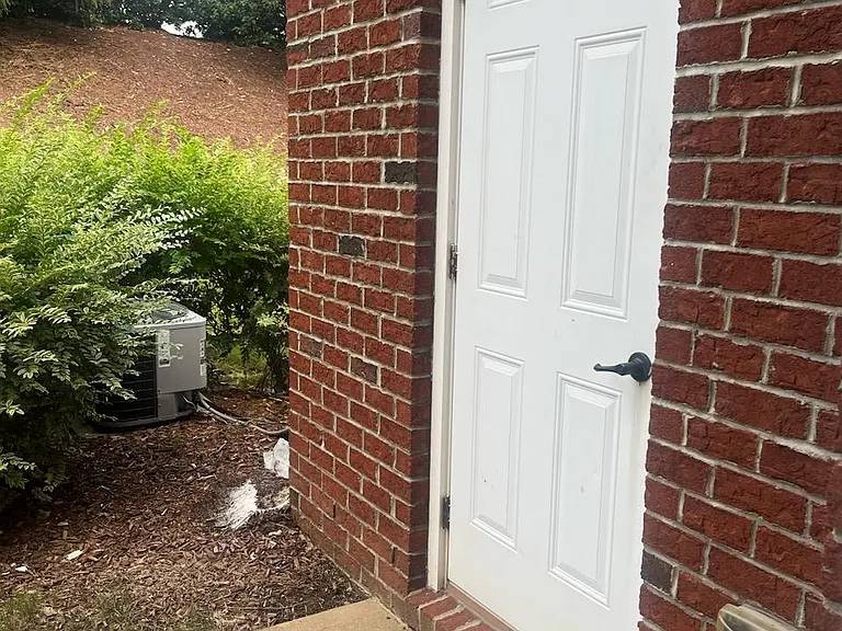 111 Grande Sky Ct — Photo 16