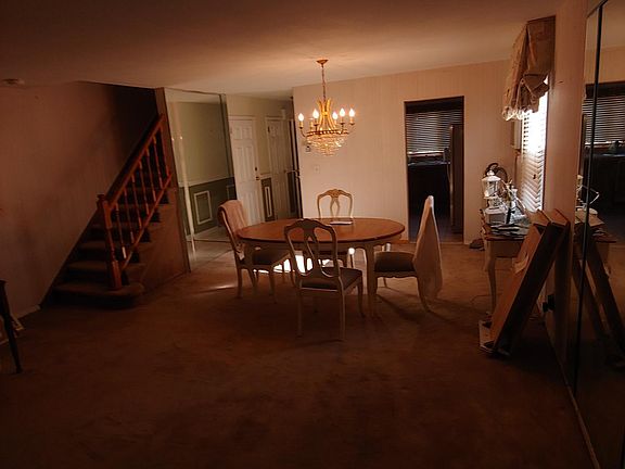 4th image of 170 Tysens Ln