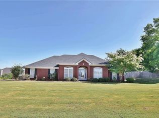 4 Jacob Dr, Phenix City, AL 36869