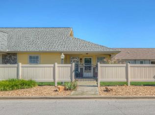 1818 Buena Vista Ave, Carthage, MO 64836
