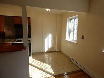 Rented by Peter Ashe