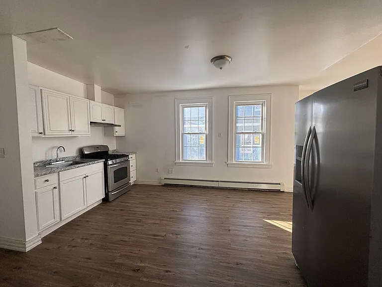 292 Ridgefield Ave #3 — Photo 7