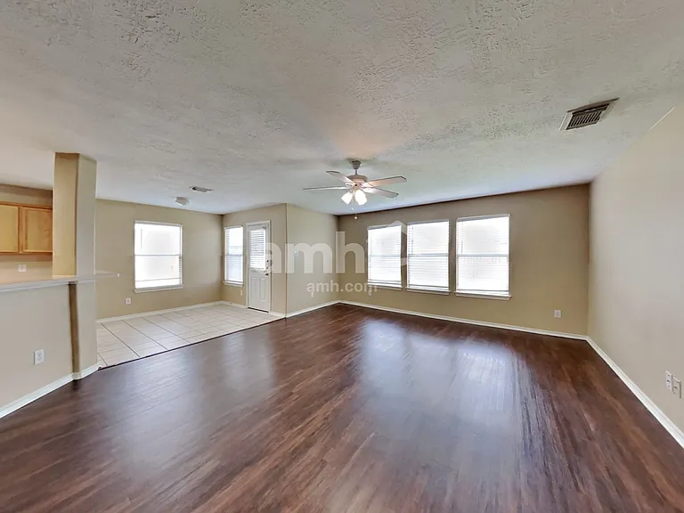 8030 Echinacea Dr — Photo 5