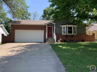 2007 SE 35th St, Topeka, KS 66605