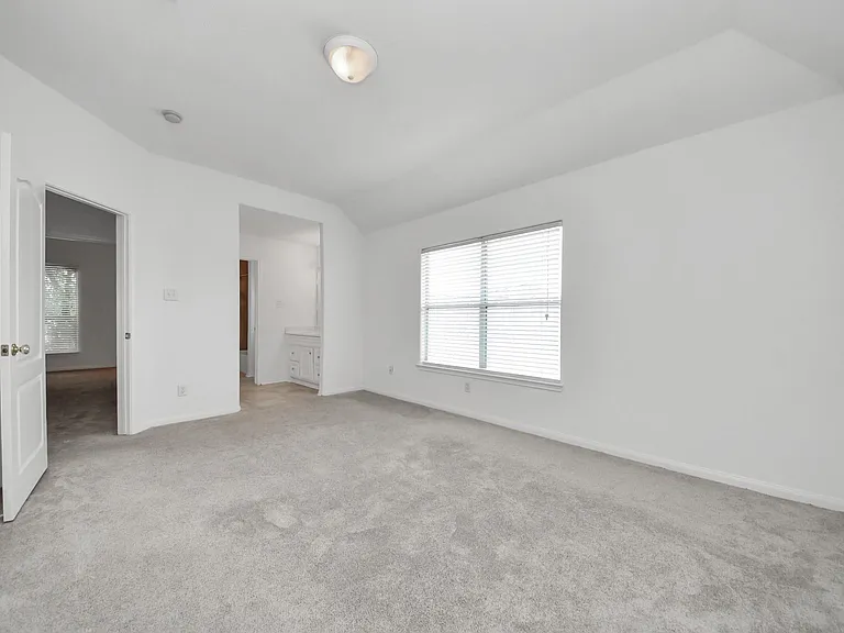 4230 Waterwood Dr — Photo 24