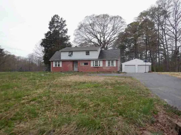 22669 Old Rolling Rd, California, MD 20619