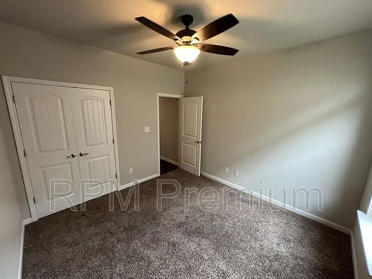 2123 Westfield Ave — Photo 38