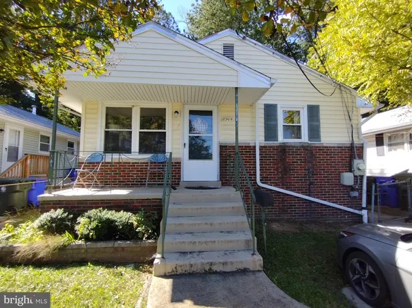 8904 34th Ave, College Park, MD 20740