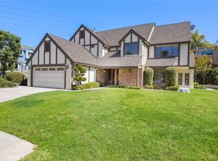 465 S Country Hill Rd, Anaheim, CA 92808