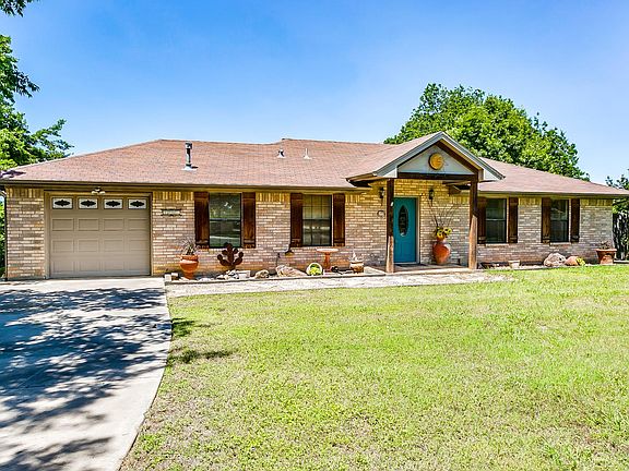 2nd image of 2701 California Ln
