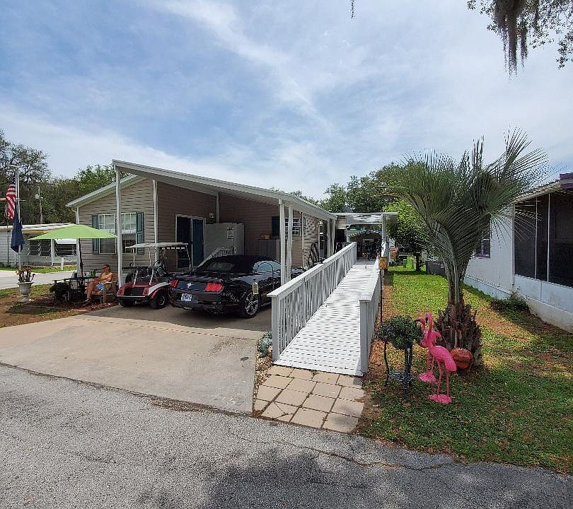 1st image of 15 Melanie Ln