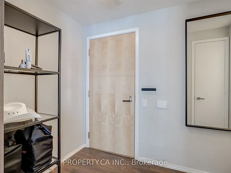 45 Charles St E #502 — Photo 33