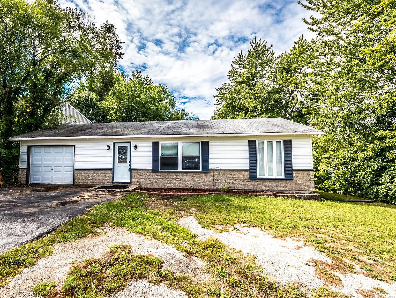 155 Diekamp Ln photo 1
