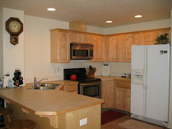 4th image of 7112 34th Ave NE