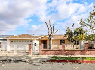 1247 S Shawnee Dr, Santa Ana, CA 92704