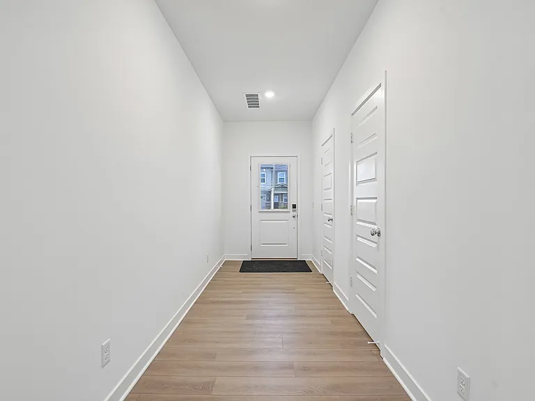 15274 Farrington Way — Photo 5