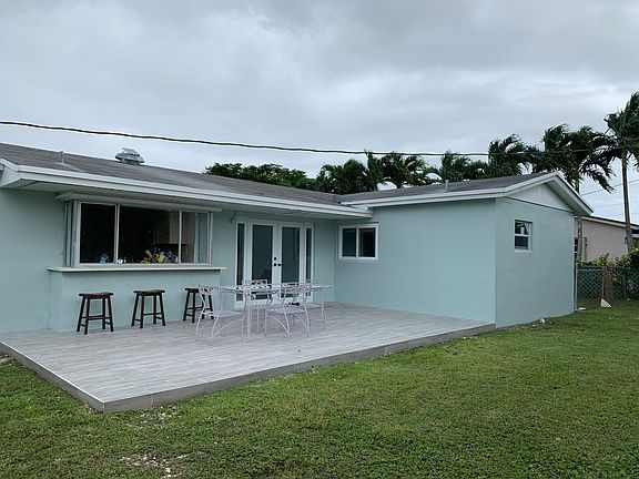 3rd image of 3540 SW 125th Ct