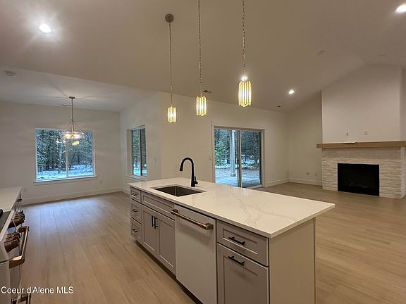 5th image of 7705 E Howard Rd