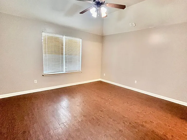 10188 Evening Hill Dr — Photo 10