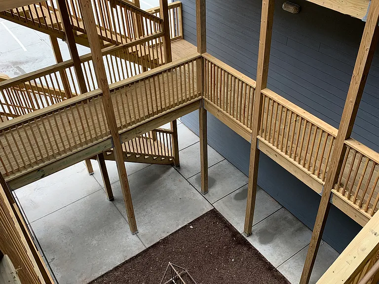 1005 Thurston St — Photo 21