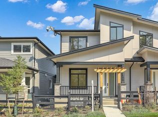 7682 196th St, Langley, BC V2Y3V4