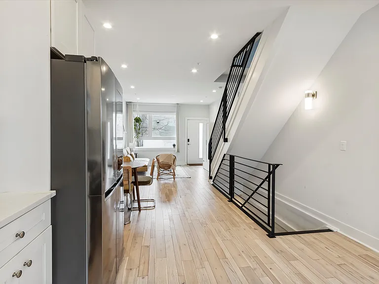 1343 S Lambert St — Photo 10