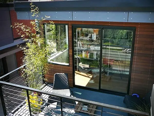 2404 Thorndyke Pl W #3 — Photo 10
