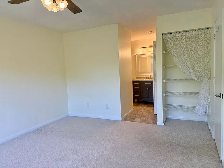 476 Santa Cruz Pl NE #F — Photo 19
